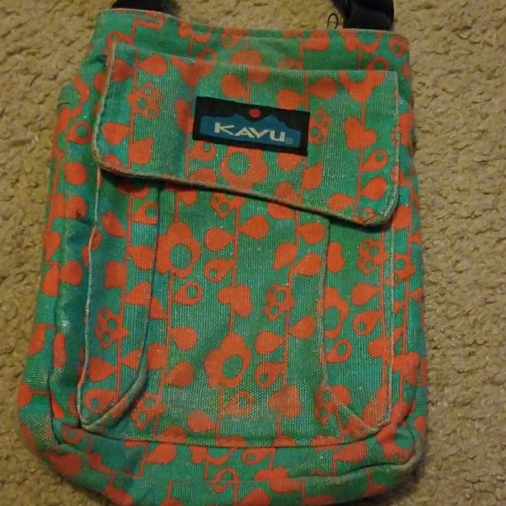 Kavu Strap Purse